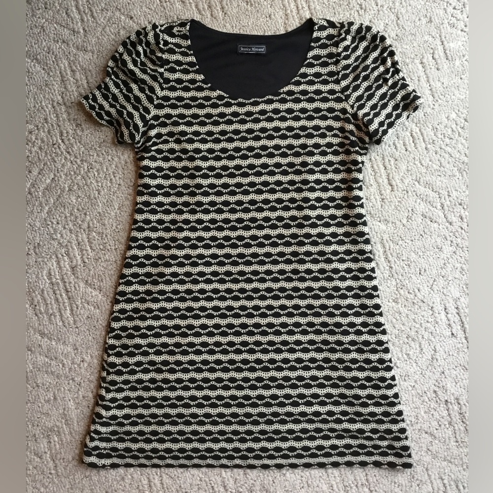 Jessica Howard Black and White Fitted Ribbed T-Shirt